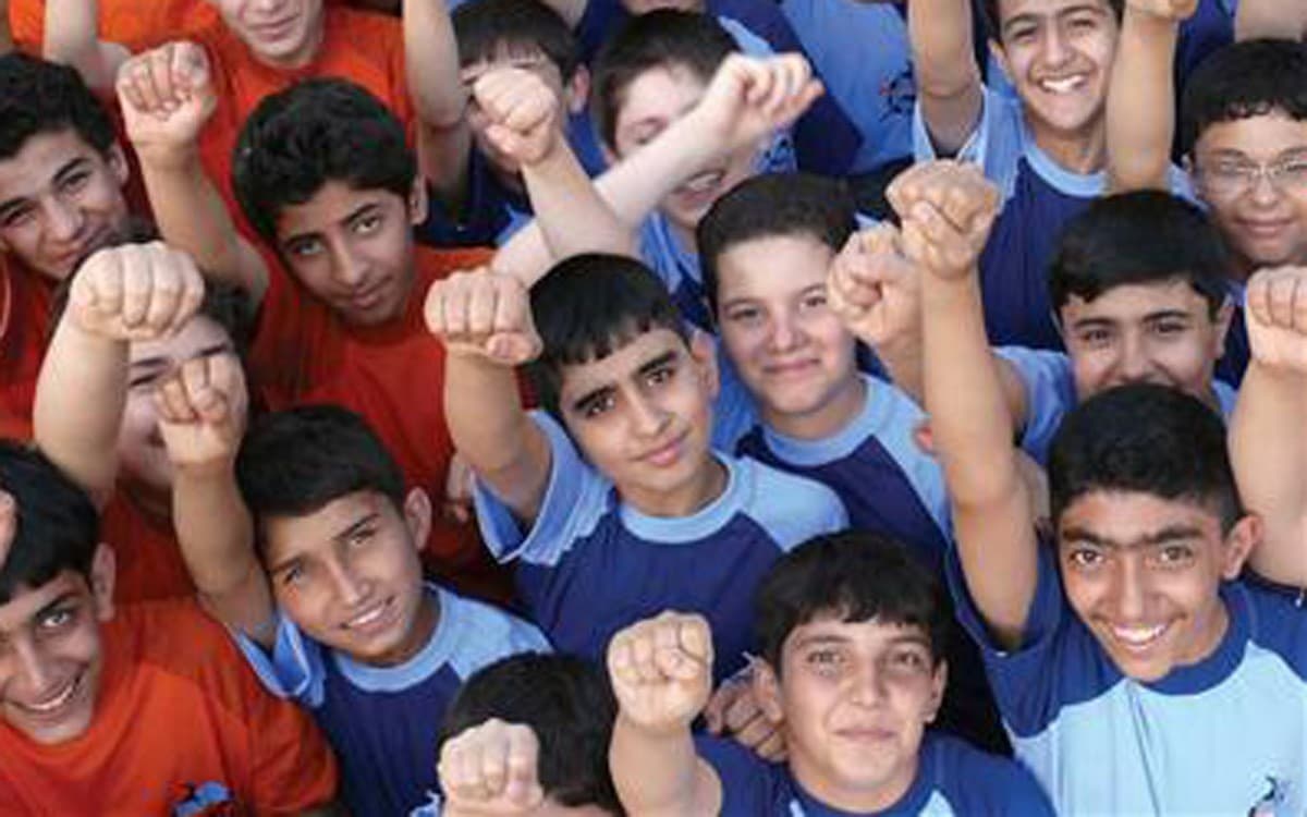 آموزش مهارت گروهی به دانش آموزان